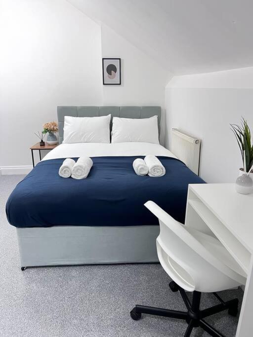 Spacious 3 Bed Flat - Beach Nearby - No Pets Southend-on-Sea Ngoại thất bức ảnh