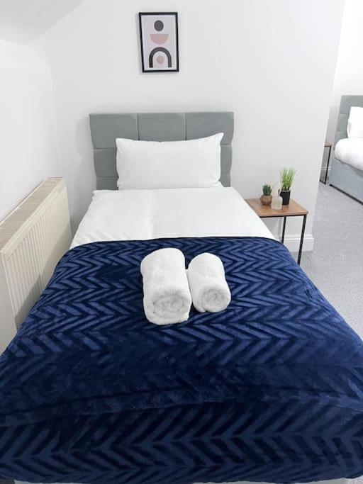 Spacious 3 Bed Flat - Beach Nearby - No Pets Southend-on-Sea Ngoại thất bức ảnh