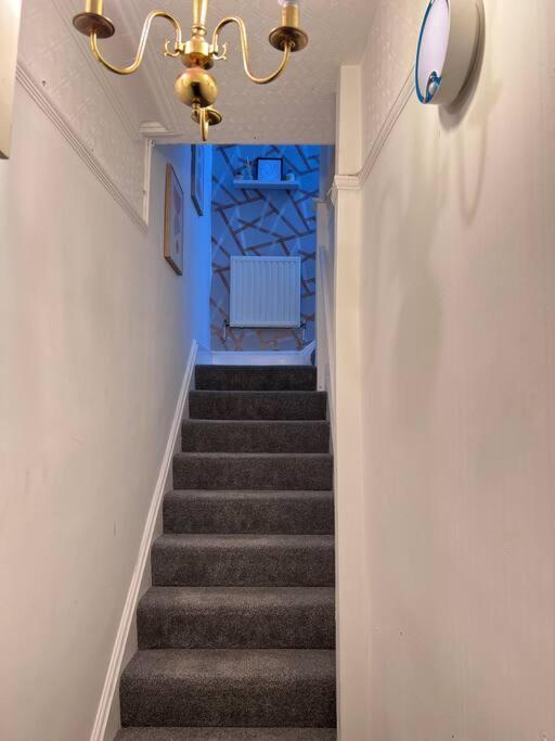 Spacious 3 Bed Flat - Beach Nearby - No Pets Southend-on-Sea Ngoại thất bức ảnh